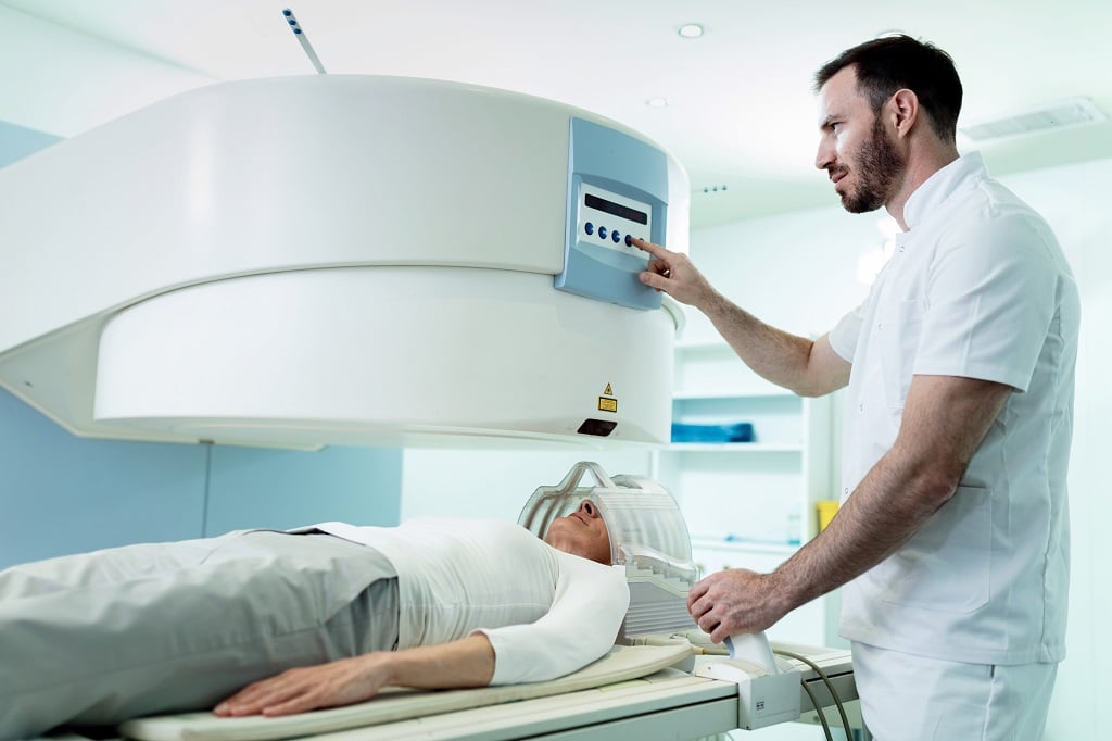 Can Diagnostic Imaging Help in Monitoring Treatment Progress?